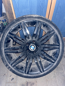 BMW veljed 19” erilaiused 275 ja 245 (1 foto / 4)