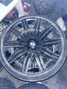 BMW veljed 19” erilaiused 275 ja 245 (2 foto / 4)