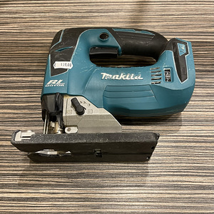 Akutikksaag Makita DJV182 (2018a) (1 foto / 3)