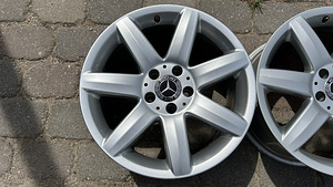 Оригинальные диски Mercedes-Benz SL R230 (2 фото из 10)