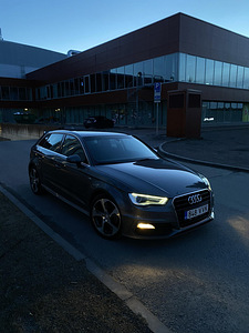 Audi A3 Sportback S-line 2016 (2 foto / 14)