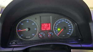 VW Jetta 2.0tdi 102kw 2007a ATM (8 foto / 12)