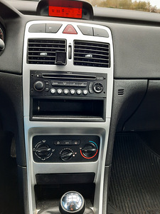 Peugeot 307 sw 1.6HDI 66kW 2007 (14 foto / 14)