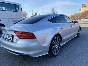 Audi A7 sportback Full S-line 3.0 230kW (5 фото из 15)