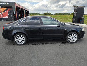 M/V Audi A4 дизель автомат 2006г (11 фото из 13)