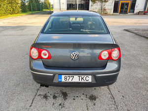 Vw passat b6 2.0 diisel 2009 (3 foto / 14)