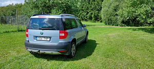 Škoda Yeti (4 foto / 8)