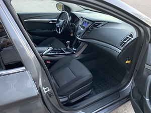 Hyundai i40 (10 foto / 13)