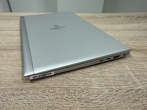 HP Elitebook 830 G7 (3 foto / 3)