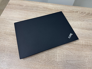 Lenovo Thinkpad T495 (4 foto / 4)