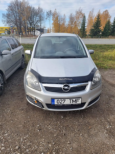 Opel zafira (1 foto / 6)