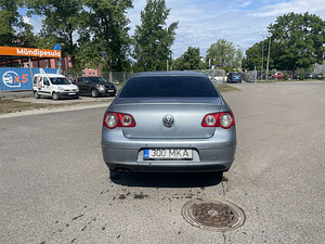 Volkswagen passat (3 foto / 5)