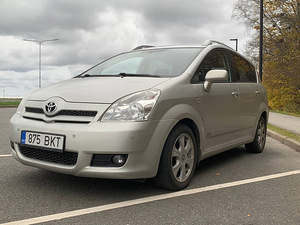 Toyota Corolla Verso 2.2 100kW D4D (4 foto / 14)