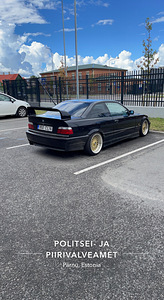 BMW E36 316 2.3 (3 фото из 9)