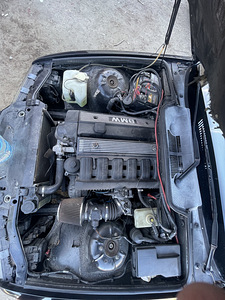 BMW E36 316 2.3 (6 фото из 9)