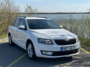Skoda Octavia 2015 (2 foto / 14)