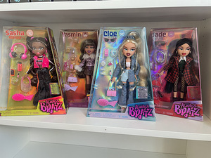 Bratz nukk / nukud koos 4tk uued (1 foto / 8)