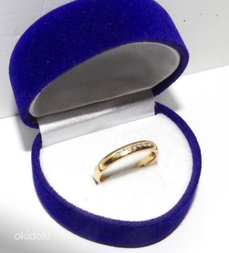 Золотое кольцо с бриллиантами, 750 пробы, вес 2.80 г (фото #3)