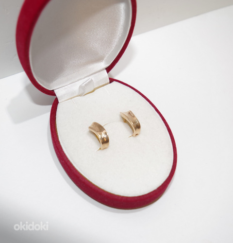 Золотые серьги 585 пробы 3.36 г