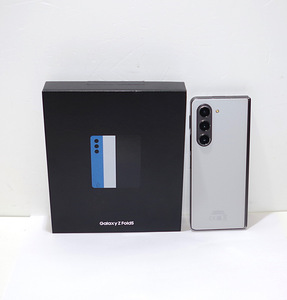 Samsung Galaxy Z Fold5 12/512GB SM-F946B/DS Gray (4 фото из 5)