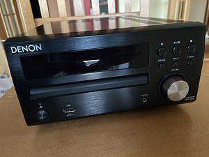 Väike ja tubli CD-stereoressiiver Denon RCD M39 (1 foto / 2)