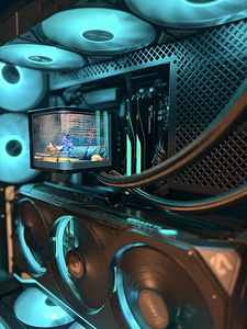 Gaming PC Premium – AMD Ryzen™ 7 9800X3D & GeForce RTX™ 5080 (5 foto / 7)