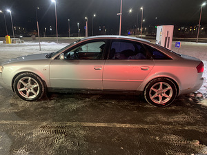 Audi A6 C5 1.8T Quattro (2 foto / 7)