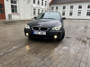 BMW E60 520i 2.2 125kw (2 foto / 8)