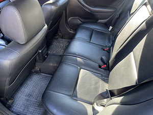 Toyota Avensis 2.0 108kw (10 foto / 14)