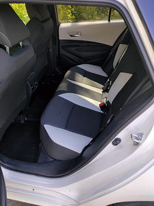 Продам Toyota Corolla (9 фото из 15)
