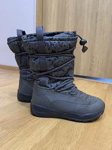 Ботинки Geox р.33