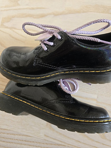 Dr Martens Размер 32 (2 фото из 5)