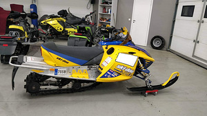 Ski-Doo MXZ 800 (8 foto / 8)