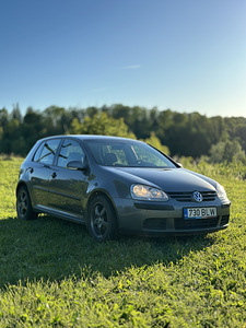 Volkswagen Golf 2.0 103kW (4 фото из 9)