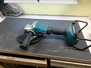 Makita (1 фото из 3)