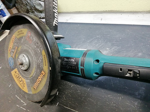Makita (2 фото из 3)