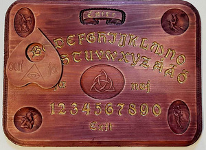 OUIJA (Ведьминская доска) (1 фото из 4)
