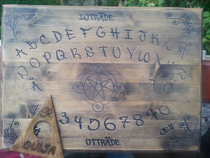 OUIJA (Ведьминская доска) (4 фото из 4)
