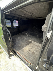 Opel Vivaro (4 foto / 4)