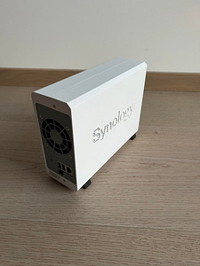 Synology NAS DS115j (2 foto / 2)