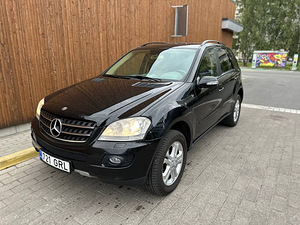 Мерседес мл 320 CDI (1 фото из 12)