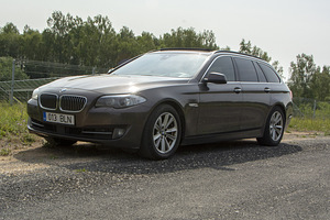 BMW 535d Xdrive (3 foto / 14)