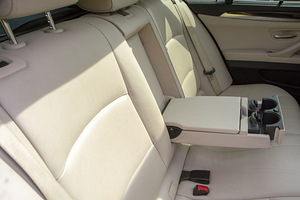 BMW 535d Xdrive (12 foto / 14)