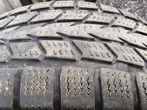 215/60 r16 (4 foto / 4)