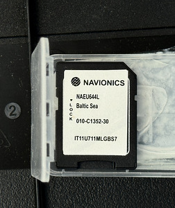 Плоттер эхолот Raymarine Element 7S + датчик CPT-S + карта (5 фото из 10)