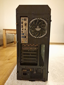 Lauaarvuti RTX 3070 / i5-10600K / 1TB SSD 1TB HDD / 16GB RAM (4 foto / 5)