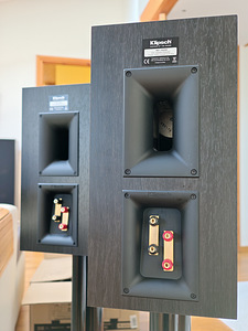 Klipsch RP-160M riiulikõlarid jalgadega (3 foto / 7)