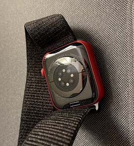 Apple Watch Series 6 44 mm RED (2 foto / 4)