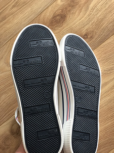 Tom Tailor tennised s. 37 (2 foto / 2)
