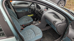 Peugeot 206 1.4 55kW 2000 (5 foto / 11)